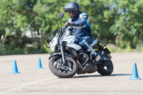 Motorrijbewijspoint Helmond motor rijtest