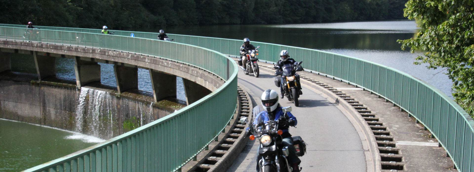 Motorrijbewijspoint Helmond  motorrijbewijs binnen 1 week