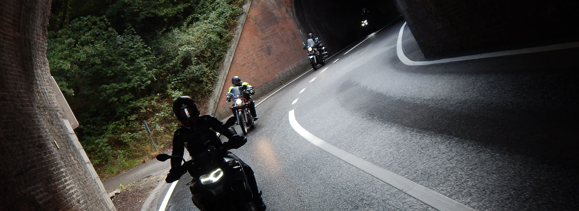 Motorrijbewijspoint Helmond motorexamens AVB en AVD